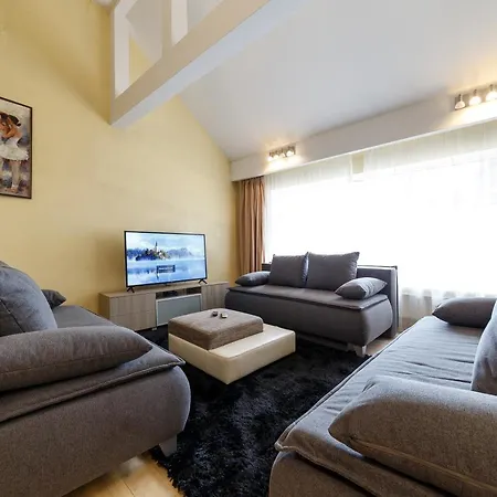 Apartment Daugavaluxapartments Free Parking