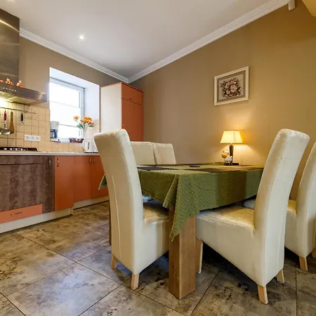 Apartment Daugavaluxapartments Free Parking